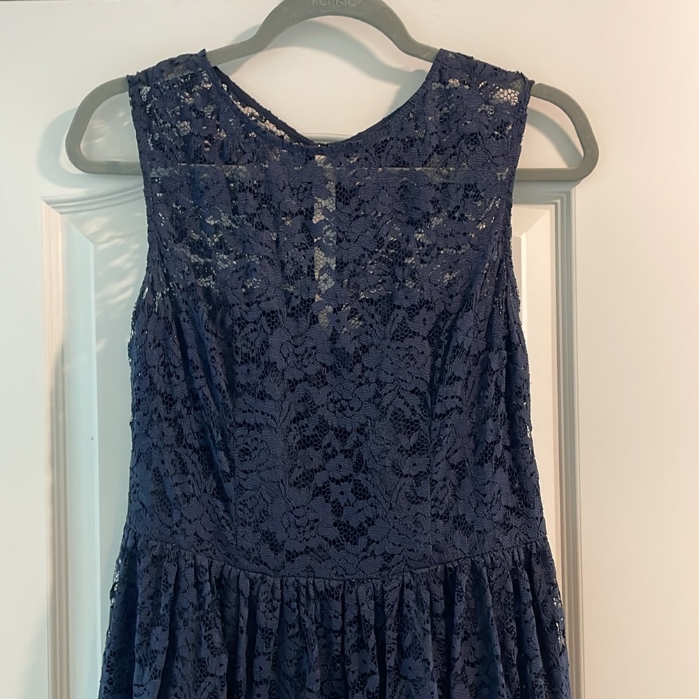 Navy Lace Sleeveless Dress